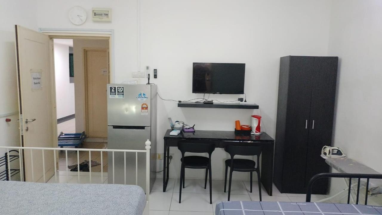 Vista Alam Serviced Apartment Near Idcc Sacc Pkns Uitm Msu Avisena Shah Alam Ngoại thất bức ảnh